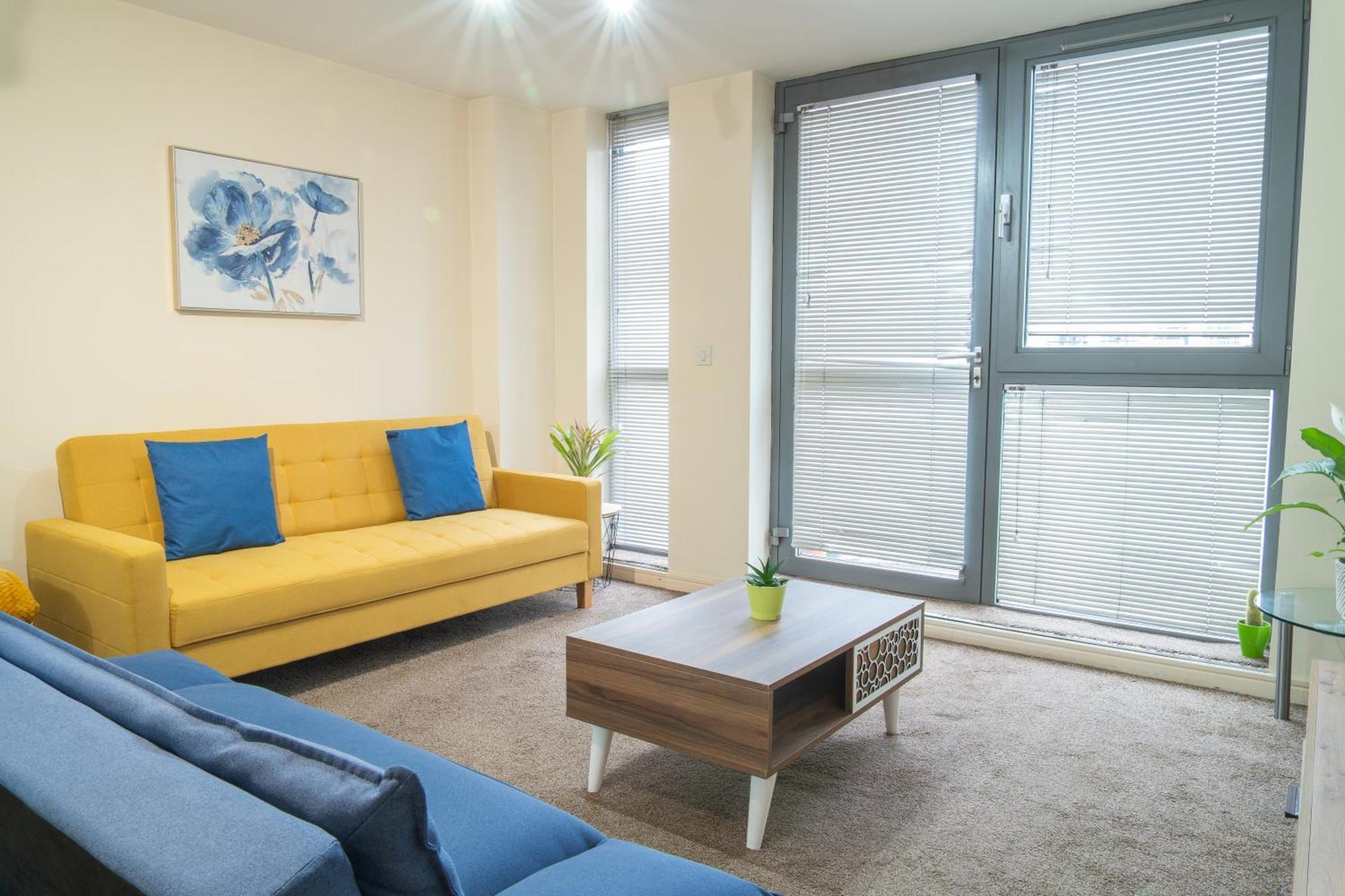 Stay In Our Stylish Flat! & Secure Building & Sleeps Up To 4 Birmingham Eksteriør billede