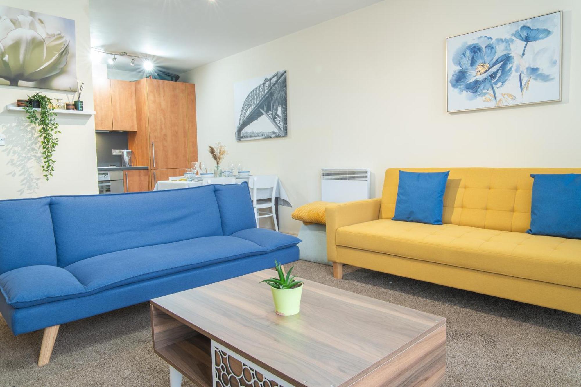 Stay In Our Stylish Flat! & Secure Building & Sleeps Up To 4 Birmingham Eksteriør billede