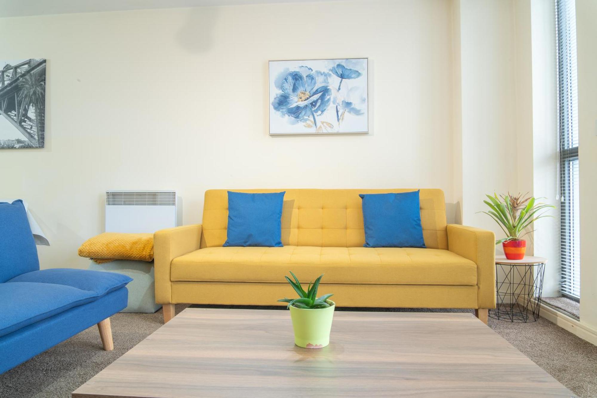 Stay In Our Stylish Flat! & Secure Building & Sleeps Up To 4 Birmingham Eksteriør billede