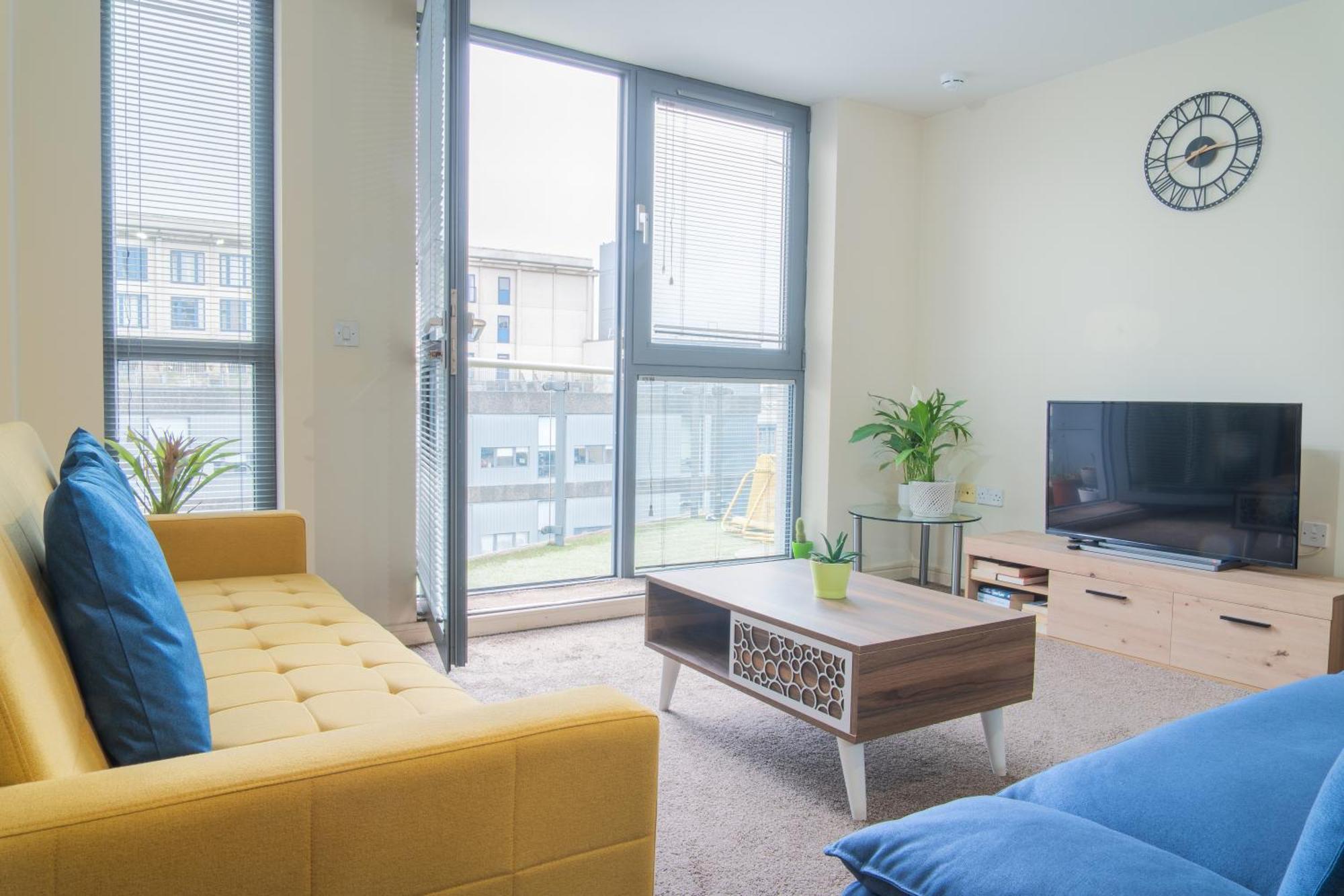 Stay In Our Stylish Flat! & Secure Building & Sleeps Up To 4 Birmingham Eksteriør billede